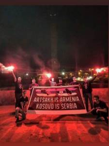  SNAŽNA PORUKA ZVEZDINOG RIVALA: Kosovo je Srbija, Arcah je Jermenija! (FOTO) 