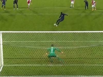  OVO JE SVINJARIJA NAJVEĆEG STEPENA: Česi pobesneli zbog Slovenca, direktno ga krive za eliminaciju (VIDEO) 