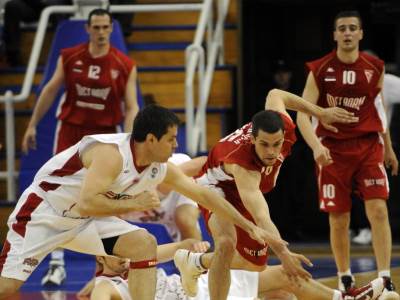  TEODOSIĆ SPASAVA KLUB OD PROPASTI: Spas u zadnji čas za nekadašnjeg ABA ligaša! 