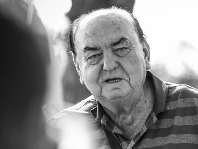  TATA JE ODJEDNOM POČEO DA SE GUŠI, DRŽAO SAM GA ZA RUKU DOK JE UMIRAO: Borin sin izneo potresne detalje pevačeve smrti 