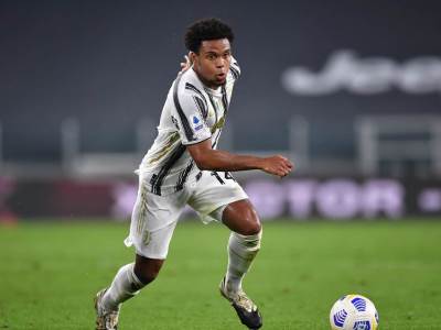  KORONA NE DA MIRA JUVENTUSU: Zaražen još jedan igrač 