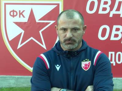  OGLASILA SE CRVENA ZVEZDA POSLE UPADA NAVIJAČA NA TEREN: Otkriveno šta je Šavija rekao Dejanu Stanko 