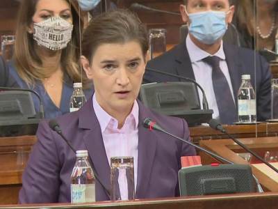  MANDATARKA BRNABIĆ OBRAĆA SE POSLANICIMA: Srbija je zemlja koja pobeđuje! Ovo su prioriteti nove vlade! (FOTO) 