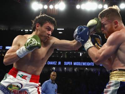  BOKSERU OŽENJENOM KARTEL-SNAJKOM UKRALI BOGATSTVO: Lopovi im iz kuće odnijeli nakit vrijedan 750 hiljada dolara! 