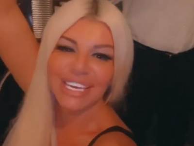  ČIM SE VRATILA SA ZANZIBARA, ZAPUCALA U KAFANU: Dara povela mlađeg dečka u ludi provod 