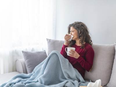  NIKAKO IH NE JEDITE AKO IMATE PREHLADU ILI GRIP: 3 zdrave namirnice koje su tada "zabranjene"! 