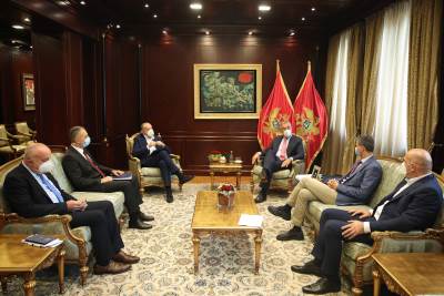  Đukanović sa članovima NKT-a: Uraditi sve da se zaštiti zdravlje građana! 