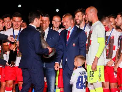  fk-crvena-zvezda-vladan-milojevic-komentar-dejan-stankovic-fudbal-liga-evrope 