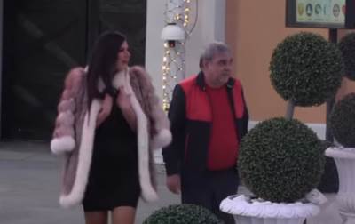  LJUBA ALIČIĆ STIGAO U ZADRUGU: Ušao i odmah zapevao, a evo ko mu se najviše obradovao! (VIDEO) 