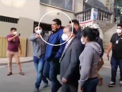  UHAPSILI PREDSEDNIKA FUDBALSKOG SAVEZA USRED UTAKMICE 