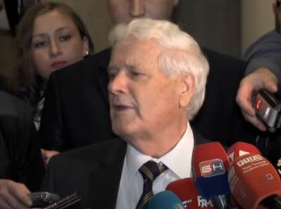  ČUVENI FIKRET ABDIĆ BABO IZAŠAO IZ ZATVORA PA POBIJEDIO NA IZBORIMA: Ponovo na čelu Velike Kladuše 