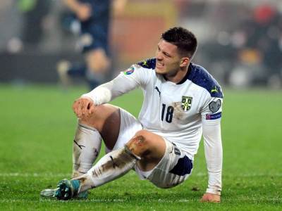  ŠPANCI NEMILOSRDNI PREMA JOVIĆU: Benzema nema konkurenciju, posle njega ostaje PRAZNINA! 