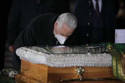  Zdravko Krivokapić prisustvuje sahrani patrijarha Irineja  