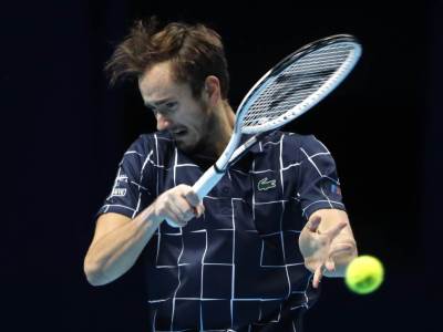  NAJVEĆA TITULA U KARIJERI: Medvedev preokretom do pehara u Londonu 