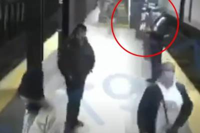  VREBAO PRAVI TRENUTAK DA JE GURNE POD VOZ: Žena pala na šine i spasla se na nevjerovatan način 