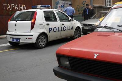  MLADIĆ UMRO U STANU U BEOGRADU: Drugovi ga ostavili ispred zgrade i to nije jedini slučaj! Leš djevo 