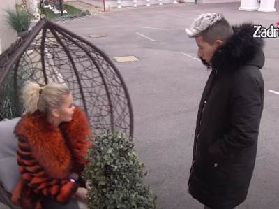  BIVŠE ISKRENO POPRIČALE: Sanja očajna i u suzama, Matora je tešila, pa joj očitala lekciju! (VIDEO) 