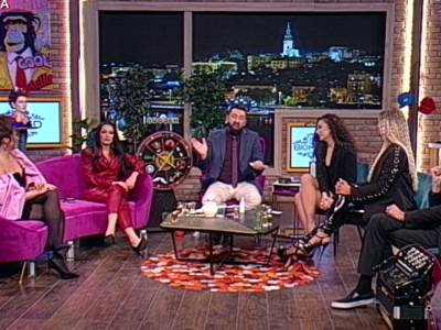  PROKOMENTARISALA SILIKONKE: Sve su izoperisane, non-stop se upoznajem s njima jer ih ne prepoznajem! 