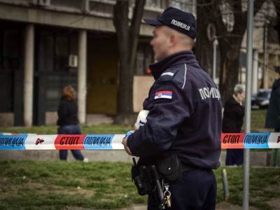  UŽAS KOD LOZNICE: Muškarac izbo nožem ženu i sina nakon svađe! 