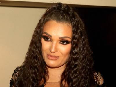  PEVAČICA POSETILA VRAČARU: Prvo skandal zbog priče da je u veze sa oženjenim, a sada i ovo! Sve se ostvarilo 