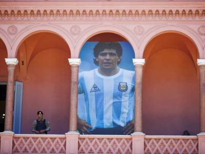  NAJNOVIJI DETALJI SMRTI MARADONE: Lični ljekar nije rekao hitnoj pomoći da se radi o Dijegu! 