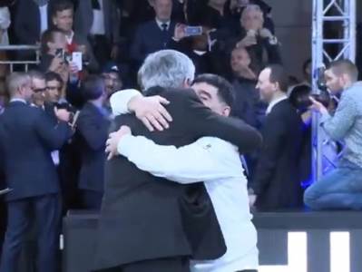  Žoze Murinjo se oprostio od Dijega Maradone 