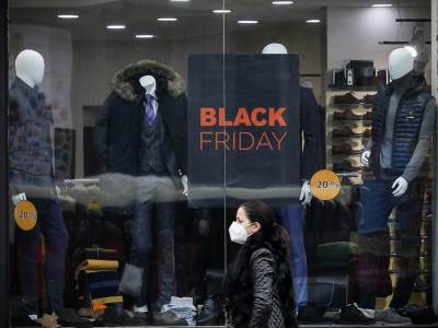  Drama u Kaliforniji na „Crni petak“: Pucnjava u tržnom centru, ima ranjenih! 