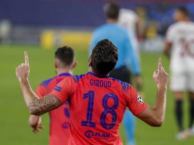  NI KRISTIJANO, NI NEJMAR - OVO JE BILA ŽIRUOVA NOĆ: Čelsi demolirao Sevilju, PSŽ pobijedio u Mančesteru! 