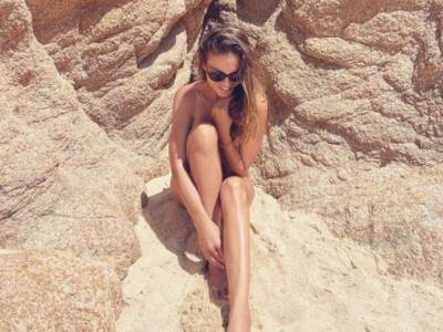  POKAZALA TOP GUZU U TANGA BIKINIJU: Nina Seničar žari i pali, izgleda kao da se nije ni porodila! (FOTO) 