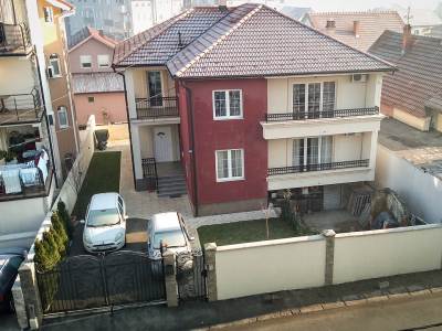  Bogata Nemica Renata komšijama ostavila nasledstvo 