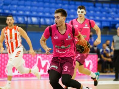  FILIP PETRUŠEV BLISTA, MEGA IMA NOVOG BISERA: Ubacio je 32 poena i sam srušio Split! 