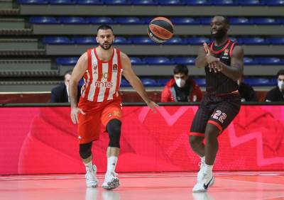  PORAZ ZVEZDE U DRAMI PROTIV OLIMPIJAKOSA: Printezis ponovo odlučio "bratskI" derbi u Beogradu! 