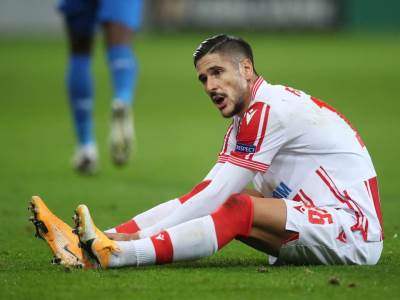  FALĆINELI KAO MARADONA: Za Dijegovu imitaciju - žuti karton! (VIDEO) 