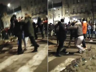  SRAMOTA, INCIDENT NA DŽEJEVOM ISPRAĆAJU: Momak nasrnuo na devojku! Skočili da ga zaustave (VIDEO) 