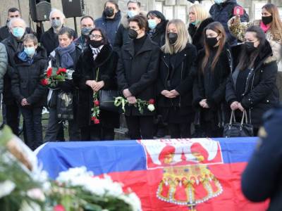  TUŽNE SCENE NA SAHRANI TIKE ARSIĆA 