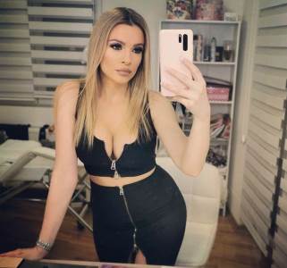  jelena kostov pjevacica silikoni 