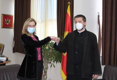  BRATIĆ - PEROVIĆ: CETINJSKA BOGOSLOVIJA BIĆE DIO OBRAZOVNOG SISTEMA CRNE GORE 