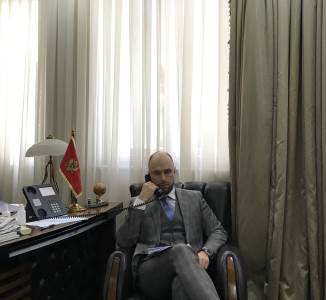  RADULOVIĆ-SELAKOVIĆ: Crna Gora i Srbija da grade odnose na temelju međusobnog uvažavanja 