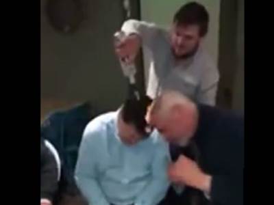  PIJANI RUSI PONOVO DOMINIRAJU: Osmislili novu zanimaciju - ovo samo njima može da padne na pamet! (VIDEO) 