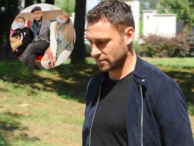  DUŠKO TOŠIĆ OBJAVIO SLIKU SA ĆERKAMA I POKRENUO LAVINU KOMENTARA: Svi se pitaju JEDNO! (FOTO) 