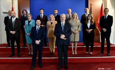  zarada krivokapica i premijera 