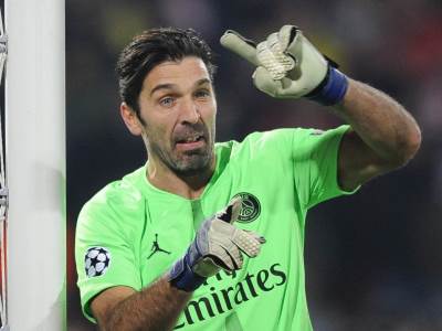  bufon nece u penziju 