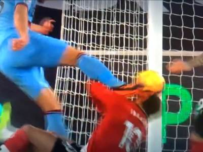  NOGOM DIREKTNO U GLAVU! Upisao "pokušaj ubistva" na debiju za Vest Hem! (VIDEO) 