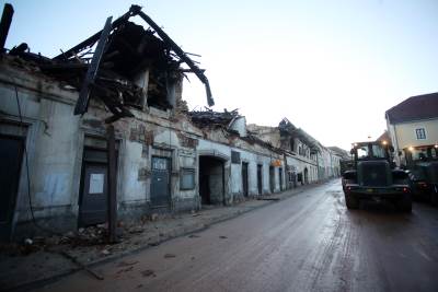  PONOVO ZEMLJOTRES U HRVATSKOJ: Treslo se kratko ali jako, meštani u konstantnom strahu 