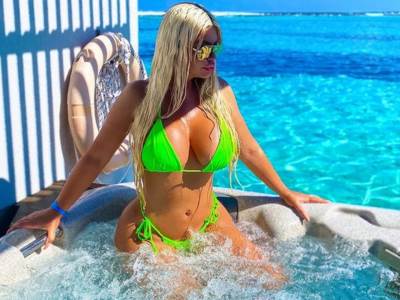  IMA NAJVEĆE GRUDI NA ESTRADI: Dara Bubamara vadi silikone - "ŠESTICE" smetaju dok trenira! 