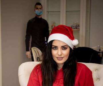  TANJA SAVIĆ SA KRISTIJANOM RONALDOM DOČEKALA NOVU GODINU: O pjevačicinoj objavi bruje mreže! (FOTO) 