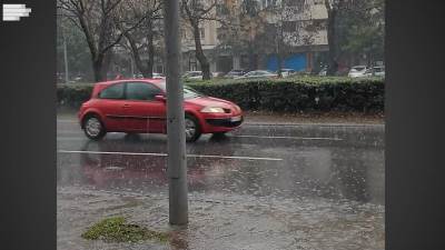  KAKO JE PJEŠACIMA ZA VRIJEME VELIKIH PADAVINA? (VIDEO) 