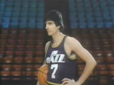  ON JE DAO 68 POENA U NBA I TO PRE UVOĐENJA TROJKE: Ima ulicu u Beogradu, a nikada ga niste videli na 