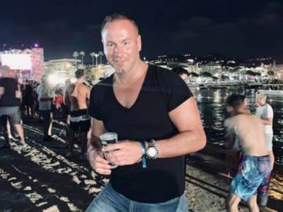 USAMLJENI ZGODNI MILIONER TRAŽI ŽENU: Objavio spisak osobina koje mora da ima njegova "posebna osoba" (FOTO) 