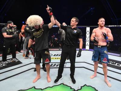  UFC KRALJEVI ZARADE, ONI SU KLASA ZA SEBE: U ovoj promociji i sportu se ne plaća mnogo, ali za njih to ne važi 